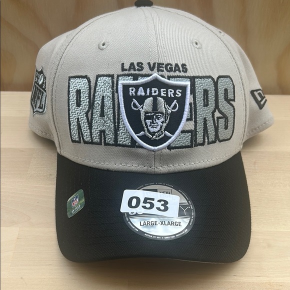 Riders by Lee Other - Las Vegas Raiders New Era Cap L/XL